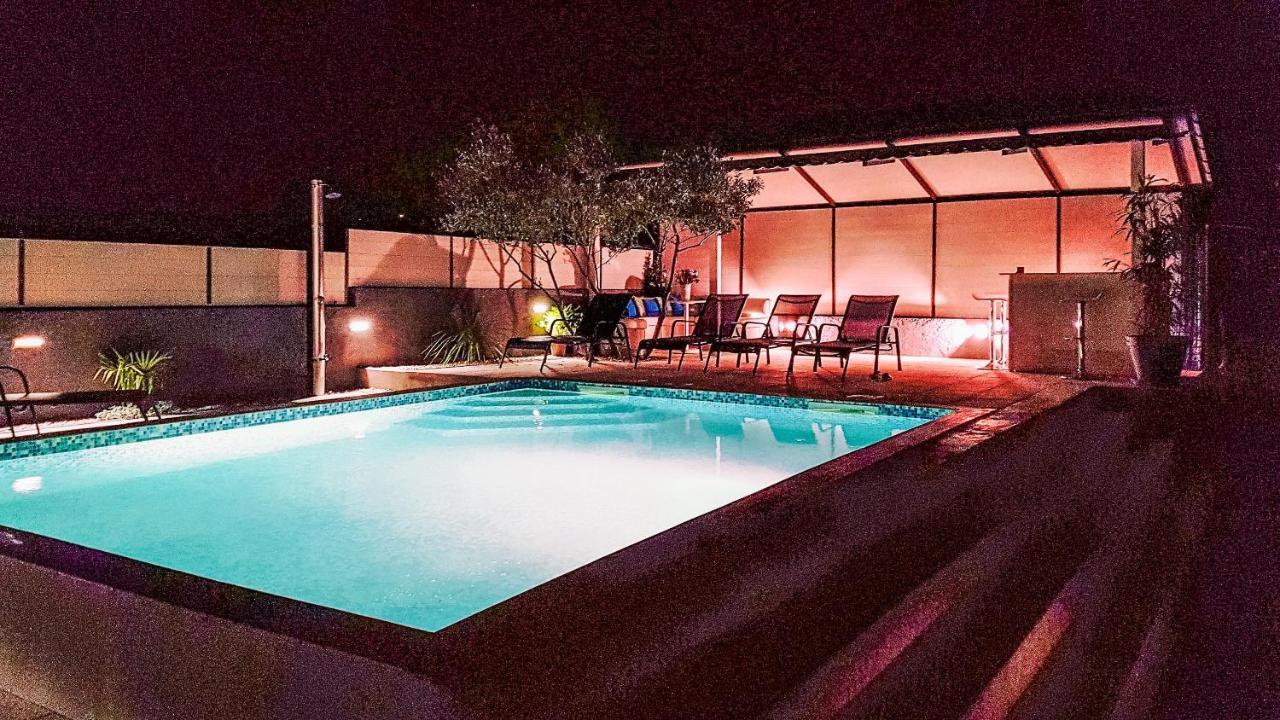 Katina Apartment With Private Pool Zadar Eksteriør bilde